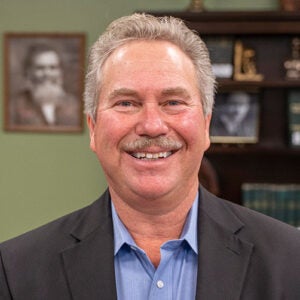 Mark Houk, D.C. headshot