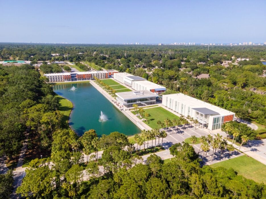 Become A Chiropractic Palmer College Of Chiropractic become-a-chiropractic-palmer-college-of-chiropractic