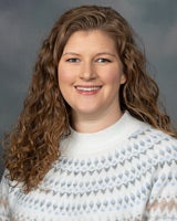 Lauren Lybbert portrait