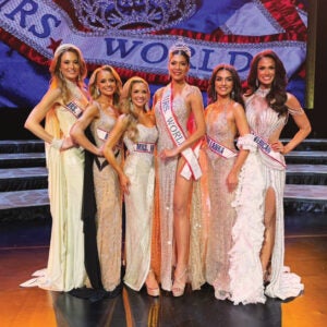 Dr. Thornton on the far right. 