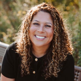 Rebecca Deyo, D.C. (`17)